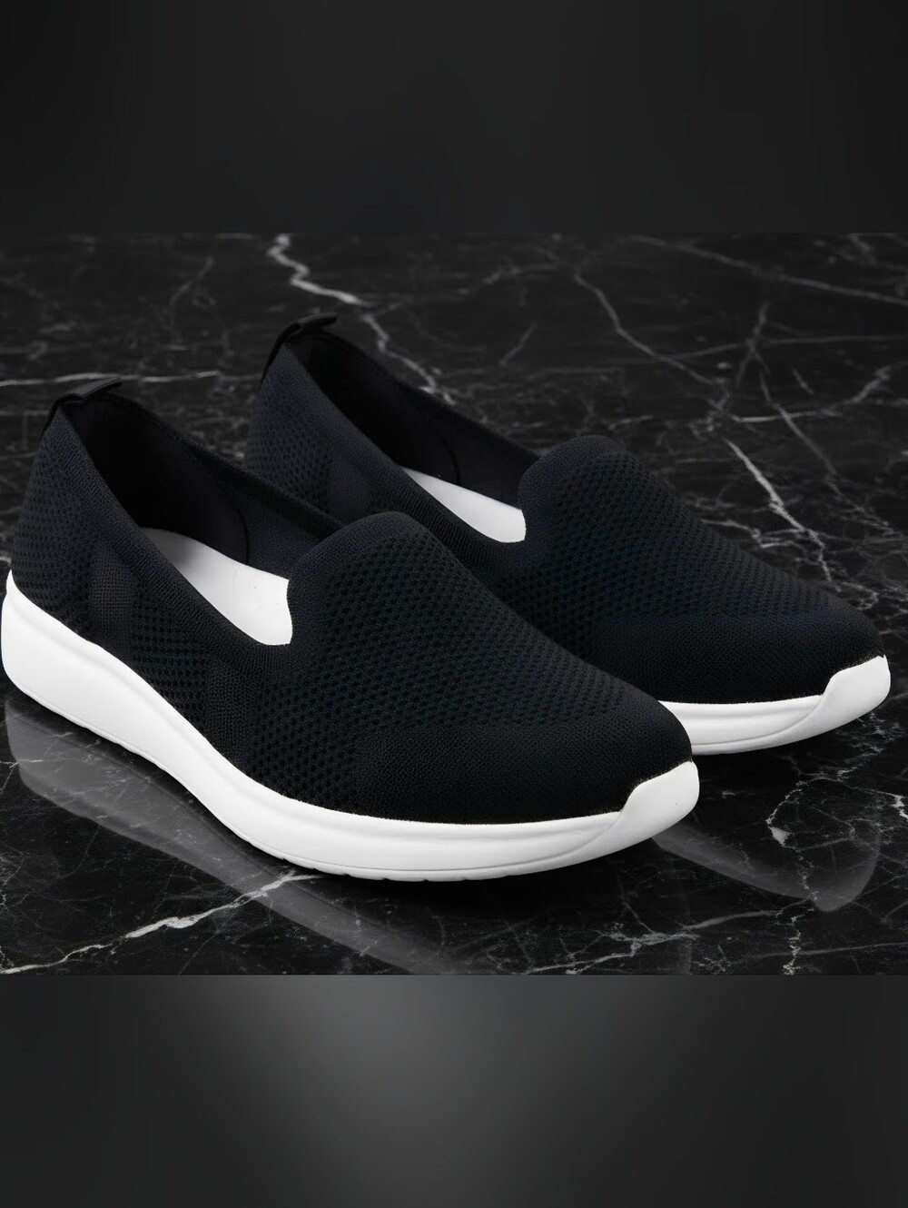 Time & Tru Black Knit Slip-On Flats with White Sole Size 8